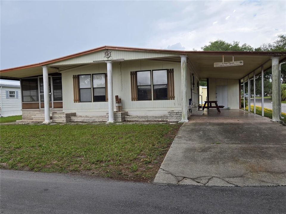 For Sale: $87,000 (2 beds, 2 baths, 1056 Square Feet)