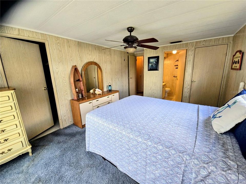 For Sale: $87,000 (2 beds, 2 baths, 1056 Square Feet)