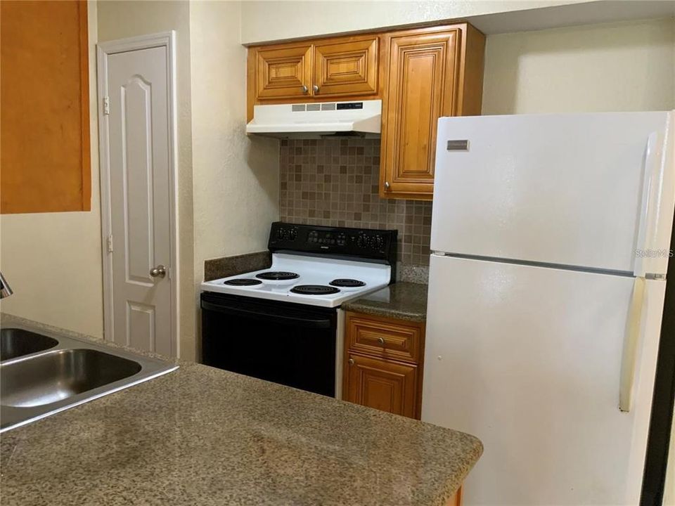 En Renta: $1,550 (2 camas, 2 baños, 918 Pies cuadrados)