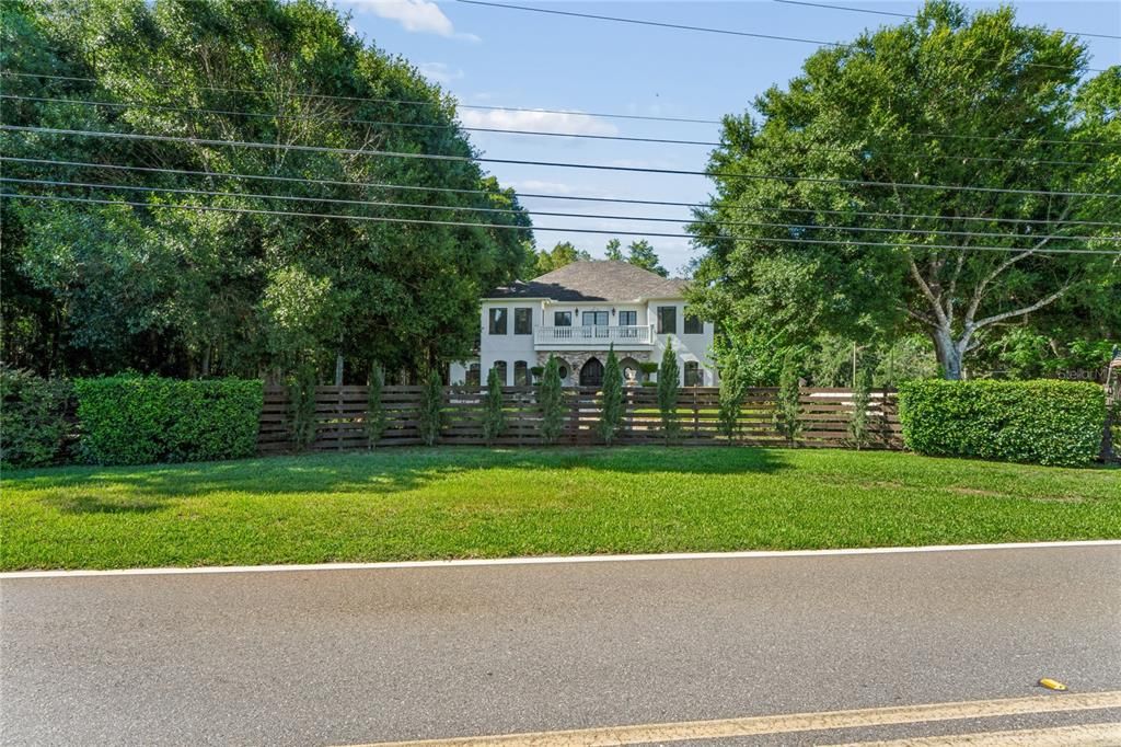 For Sale: $2,750,000 (6 beds, 5 baths, 6200 Square Feet)