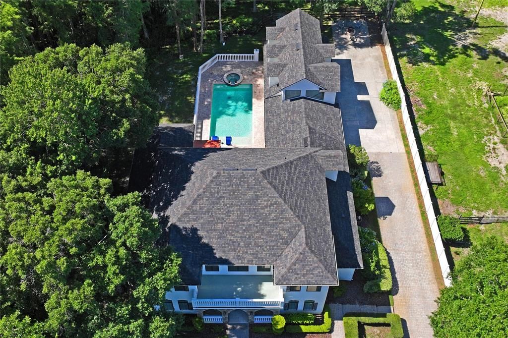 For Sale: $2,750,000 (6 beds, 5 baths, 6200 Square Feet)