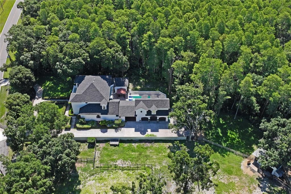 For Sale: $2,750,000 (6 beds, 5 baths, 6200 Square Feet)