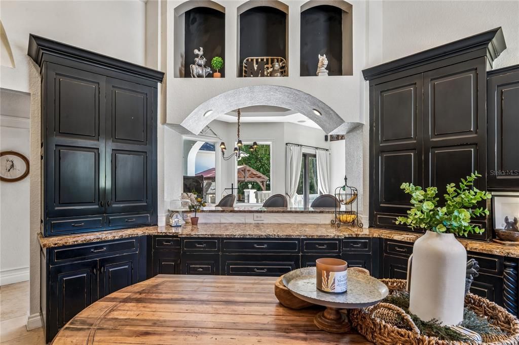 For Sale: $2,750,000 (6 beds, 5 baths, 6200 Square Feet)