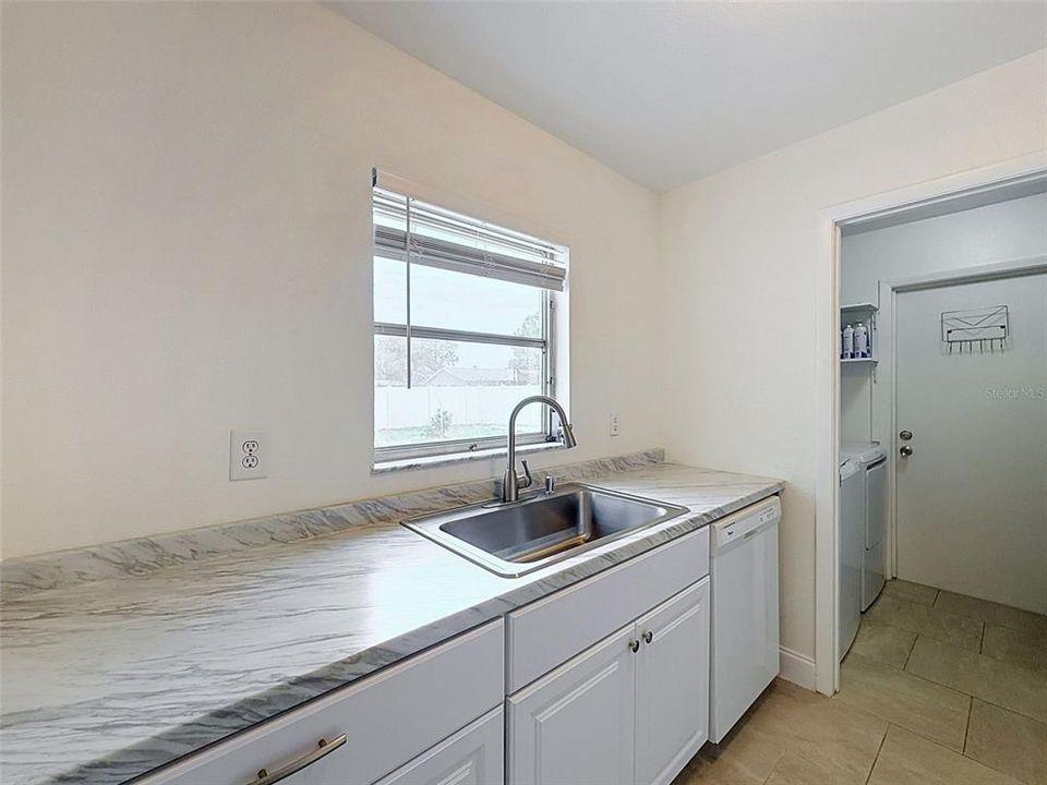 For Rent: $1,500 (2 beds, 2 baths, 1170 Square Feet)