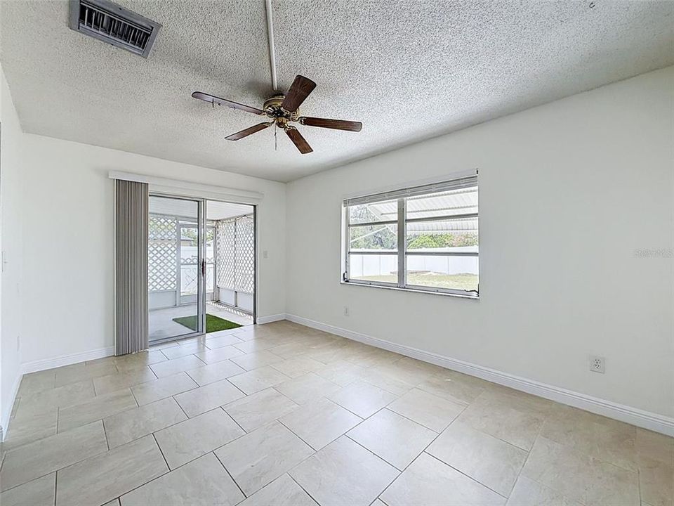 For Rent: $1,500 (2 beds, 2 baths, 1170 Square Feet)