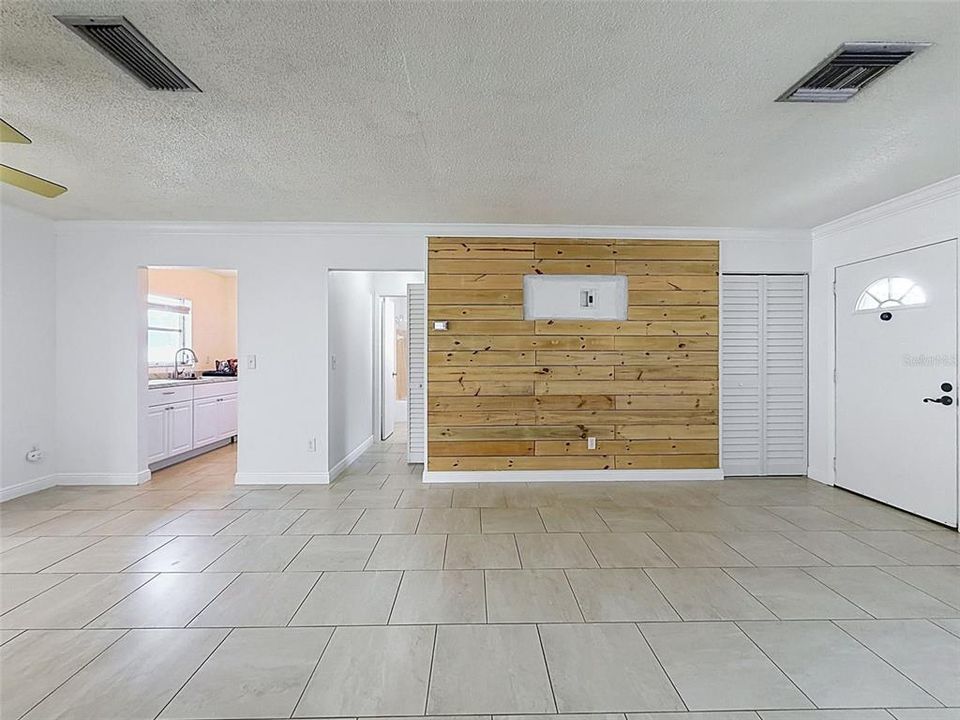 For Rent: $1,500 (2 beds, 2 baths, 1170 Square Feet)