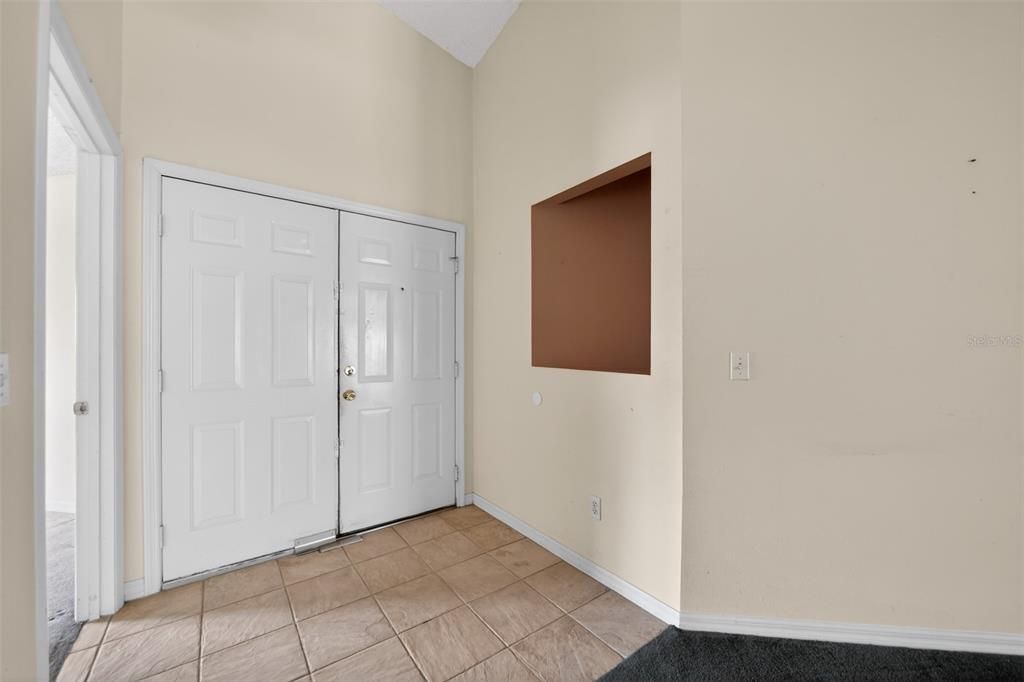 For Sale: $399,900 (4 beds, 2 baths, 1979 Square Feet)