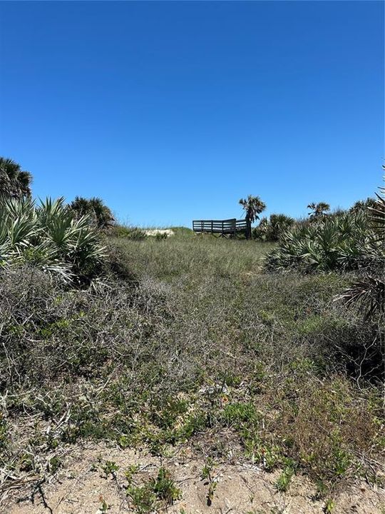 Vendido Recientemente: $750,000 (0.28 acres)