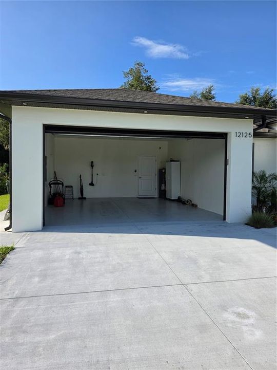 For Sale: $397,000 (3 beds, 2 baths, 1703 Square Feet)