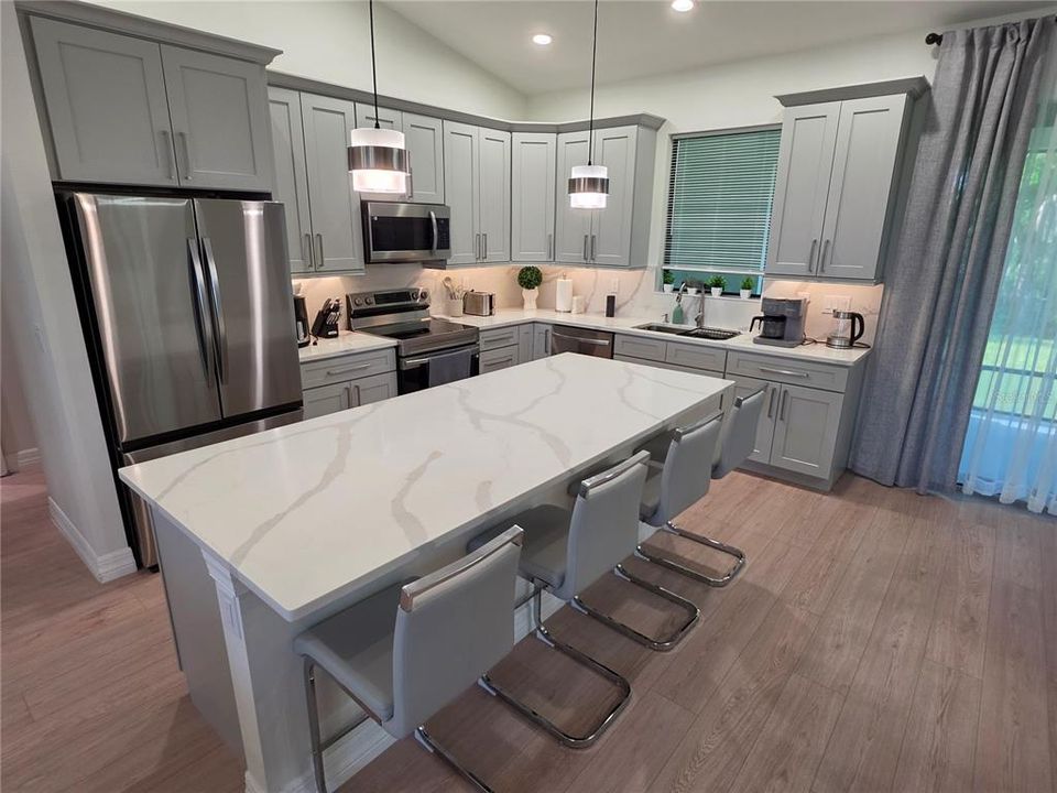 For Sale: $397,000 (3 beds, 2 baths, 1703 Square Feet)