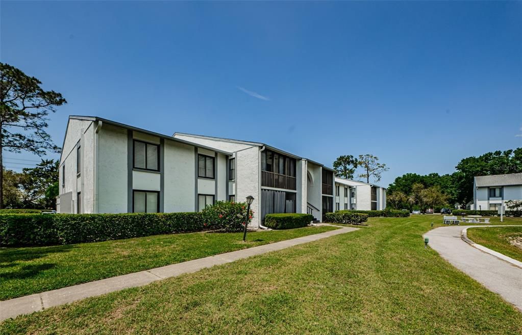 For Rent: $2,995 (2 beds, 2 baths, 1085 Square Feet)