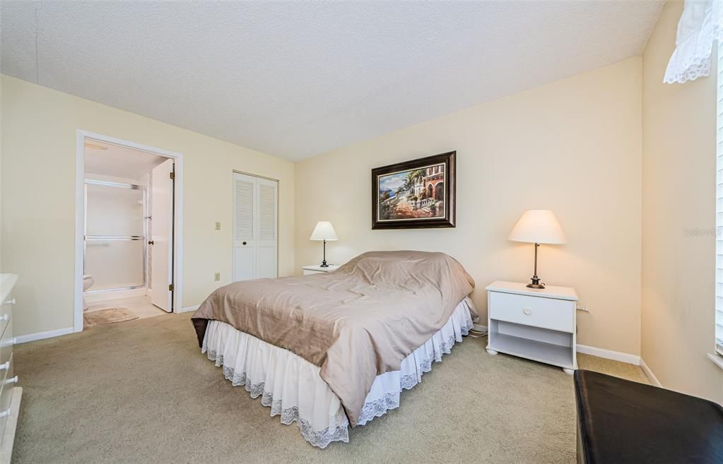 For Rent: $2,995 (2 beds, 2 baths, 1085 Square Feet)