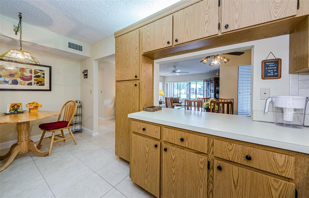 For Rent: $2,995 (2 beds, 2 baths, 1085 Square Feet)