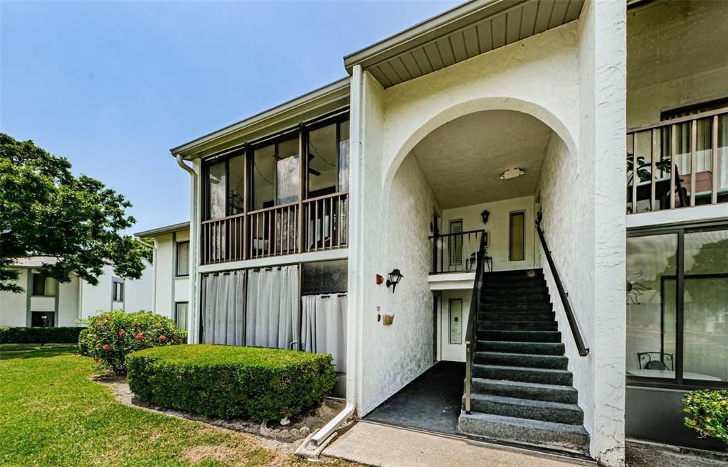 For Rent: $2,995 (2 beds, 2 baths, 1085 Square Feet)