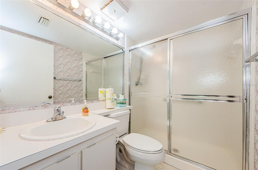 For Rent: $2,995 (2 beds, 2 baths, 1085 Square Feet)