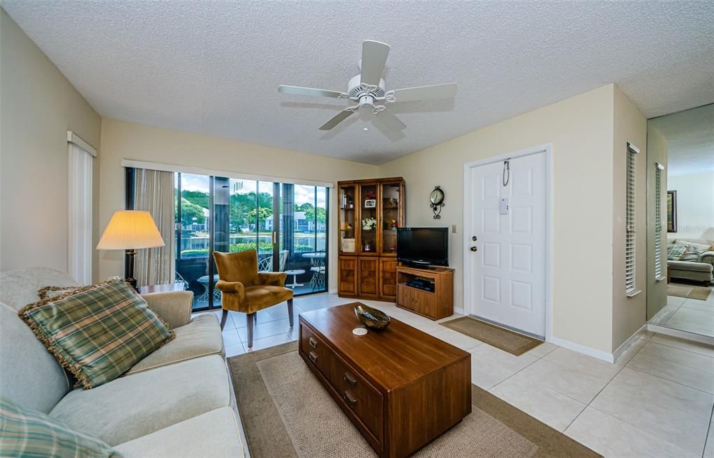 For Rent: $2,995 (2 beds, 2 baths, 1085 Square Feet)