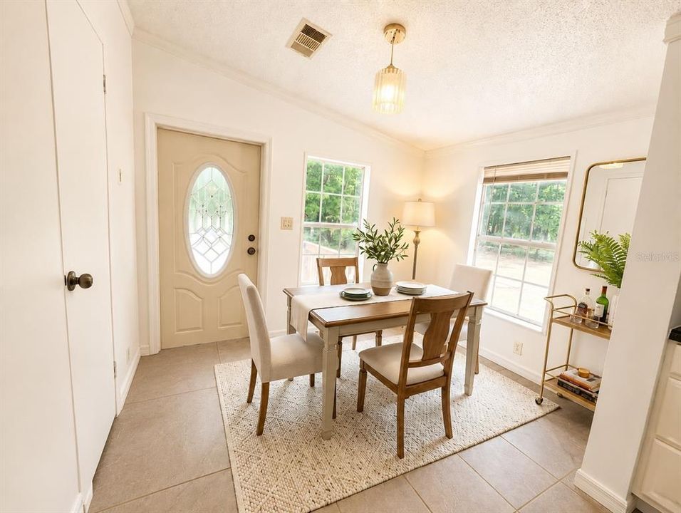 For Sale: $140,000 (3 beds, 2 baths, 1248 Square Feet)