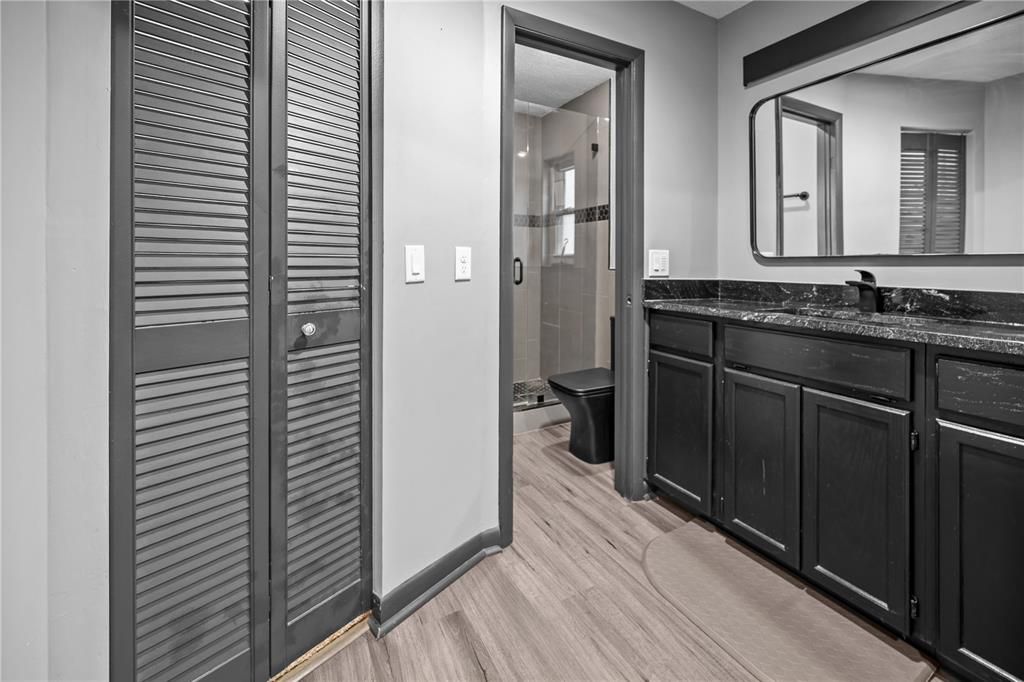For Sale: $385,000 (3 beds, 2 baths, 1308 Square Feet)
