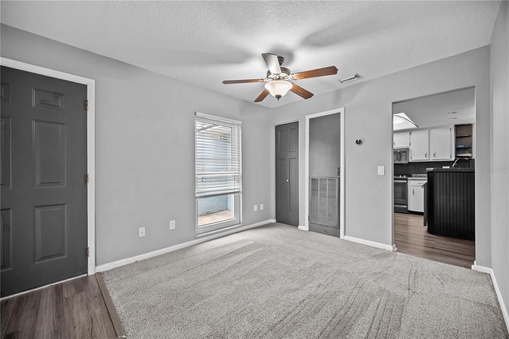 For Sale: $385,000 (3 beds, 2 baths, 1308 Square Feet)