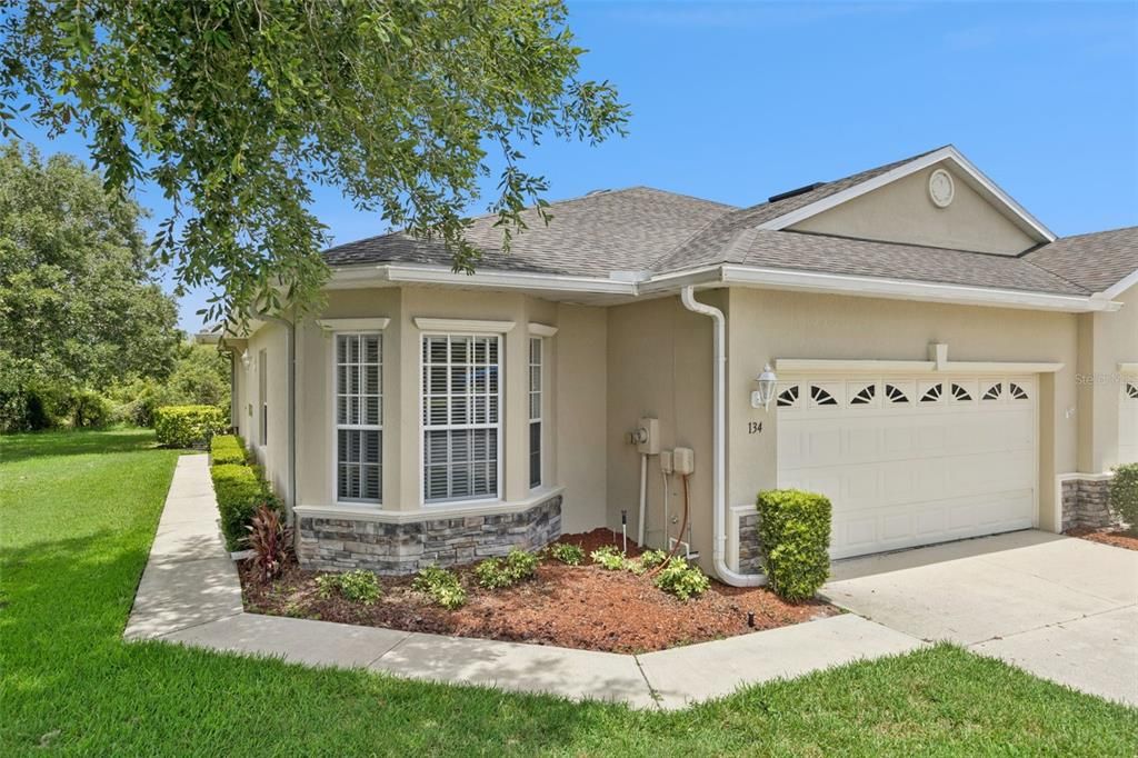 For Sale: $349,000 (2 beds, 2 baths, 1745 Square Feet)