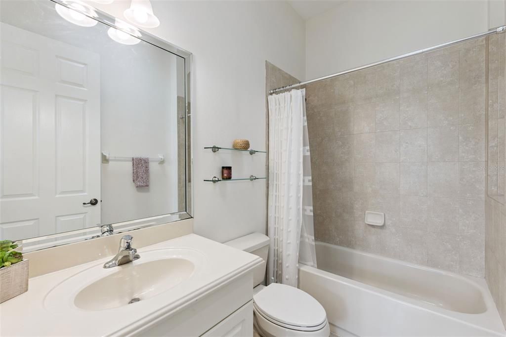 For Sale: $349,000 (2 beds, 2 baths, 1745 Square Feet)