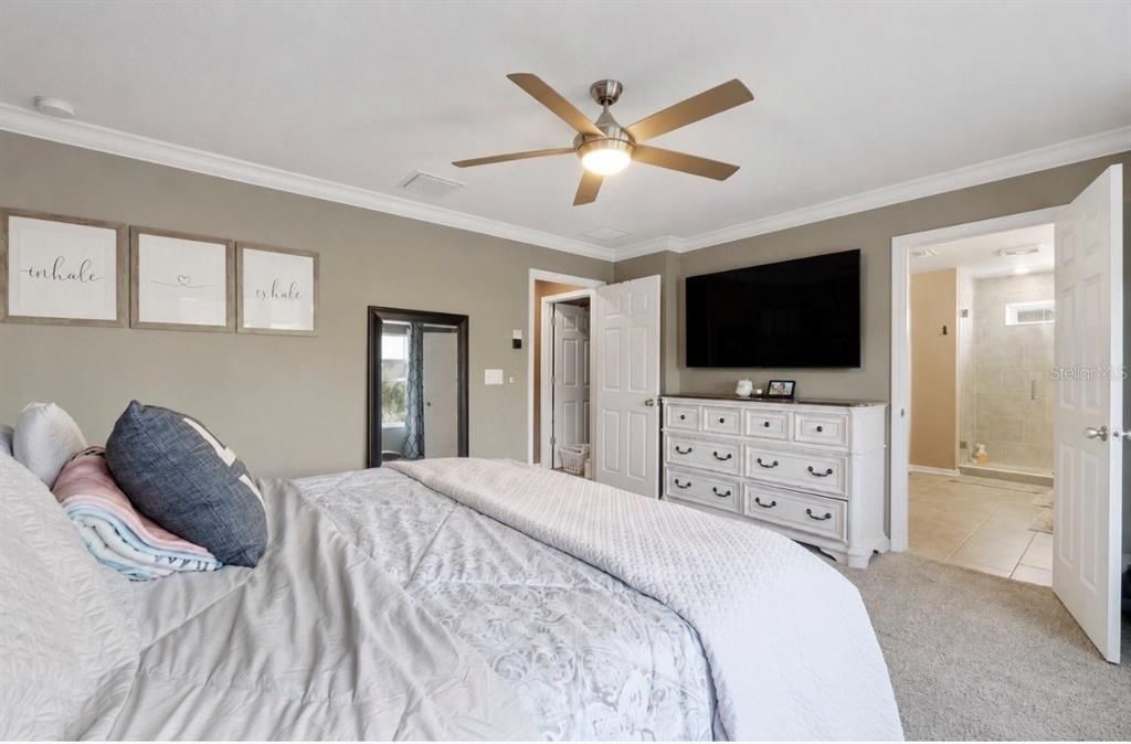 For Sale: $649,900 (4 beds, 2 baths, 2329 Square Feet)