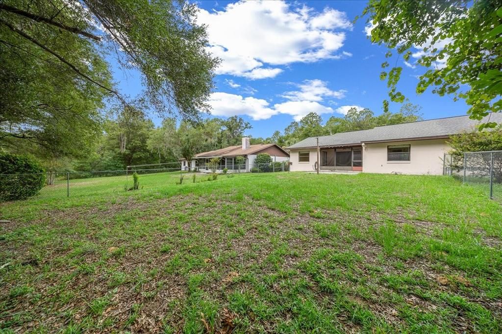 En Venta: $235,000 (3 camas, 2 baños, 1380 Pies cuadrados)