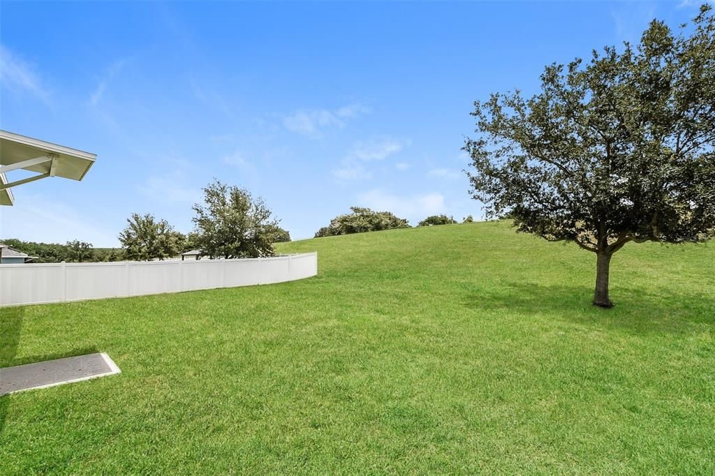 For Sale: $329,900 (3 beds, 2 baths, 1464 Square Feet)