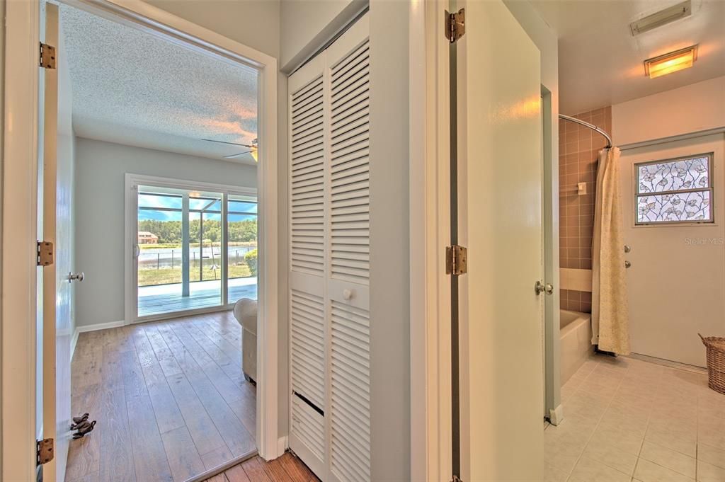 For Sale: $482,000 (3 beds, 2 baths, 1594 Square Feet)