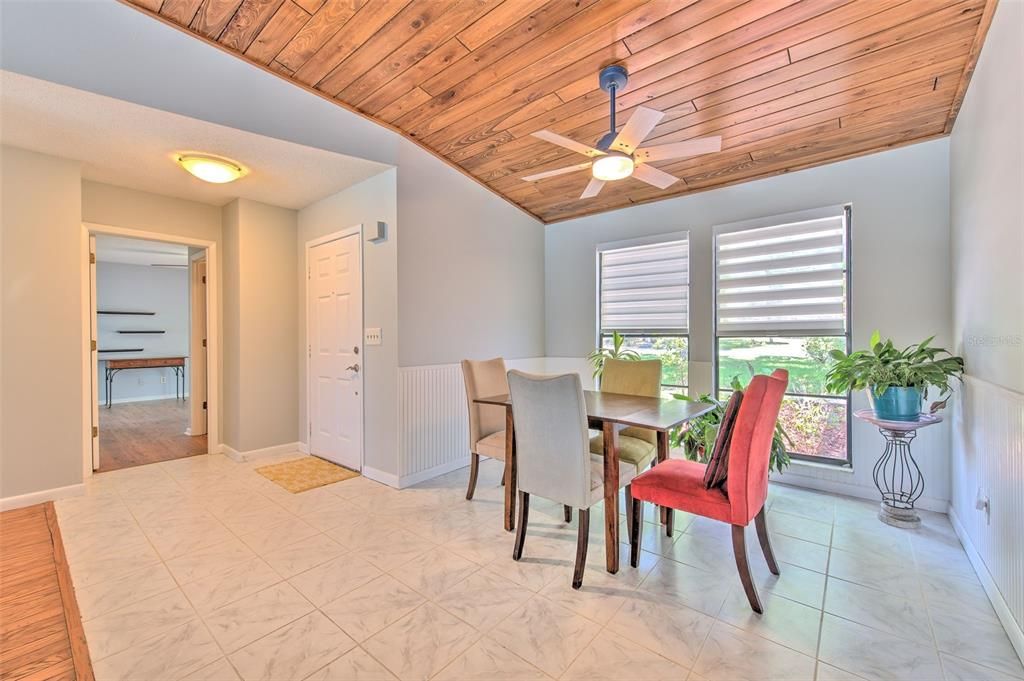 For Sale: $482,000 (3 beds, 2 baths, 1594 Square Feet)