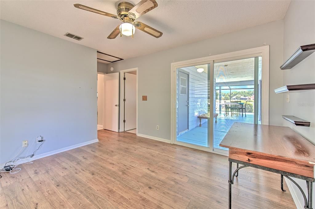 For Sale: $482,000 (3 beds, 2 baths, 1594 Square Feet)