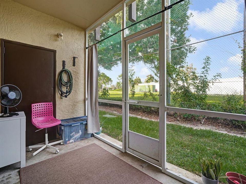For Sale: $165,000 (3 beds, 1 baths, 922 Square Feet)