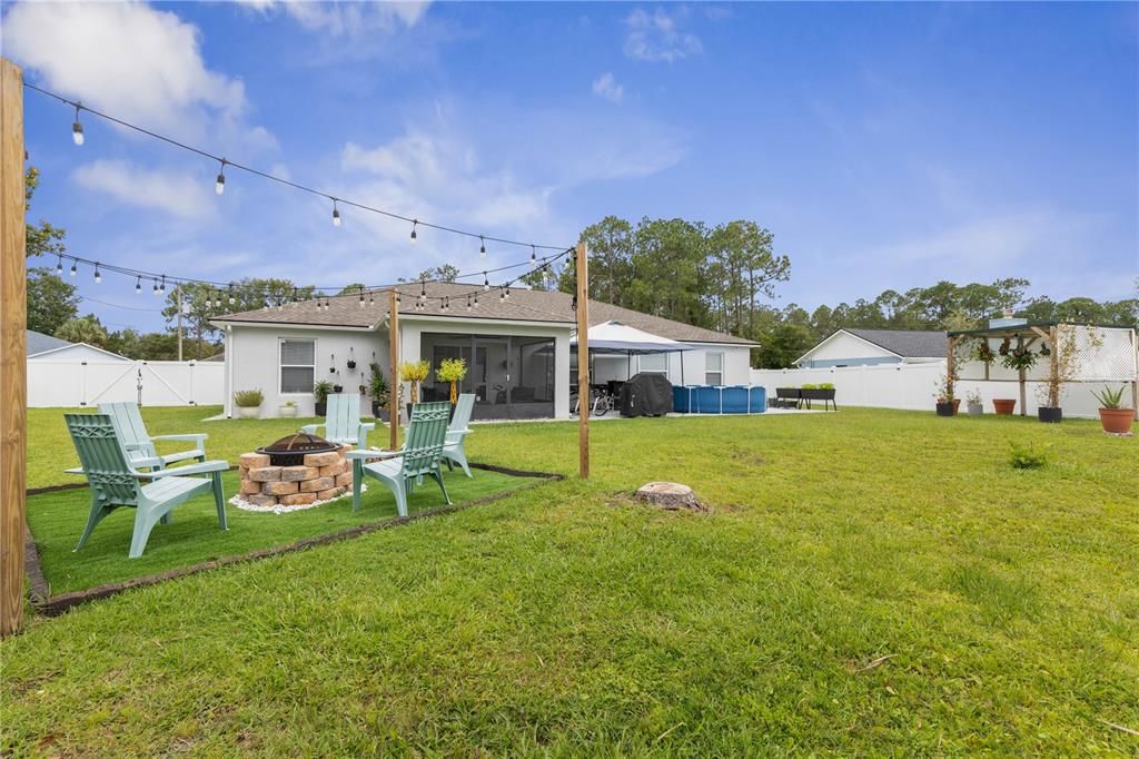En Venta: $395,000 (3 camas, 2 baños, 2020 Pies cuadrados)