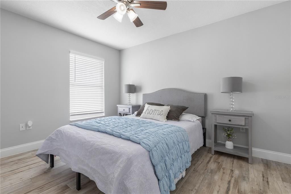 En Venta: $395,000 (3 camas, 2 baños, 2020 Pies cuadrados)