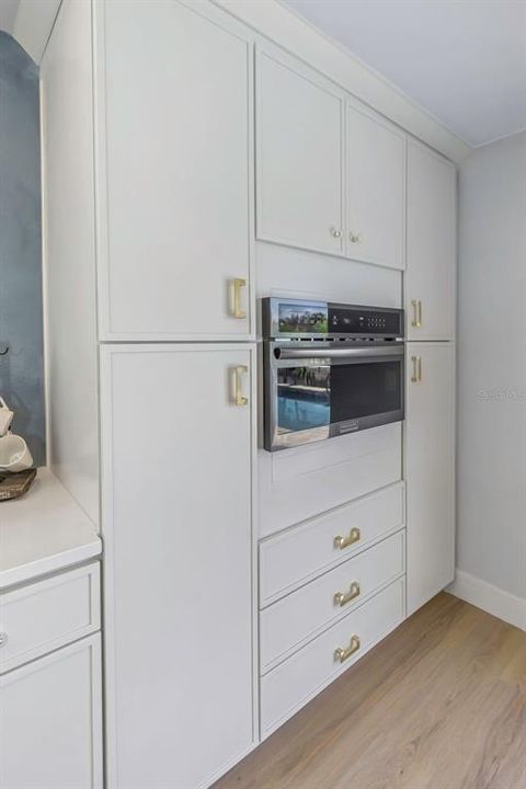 For Sale: $924,900 (3 beds, 2 baths, 1456 Square Feet)