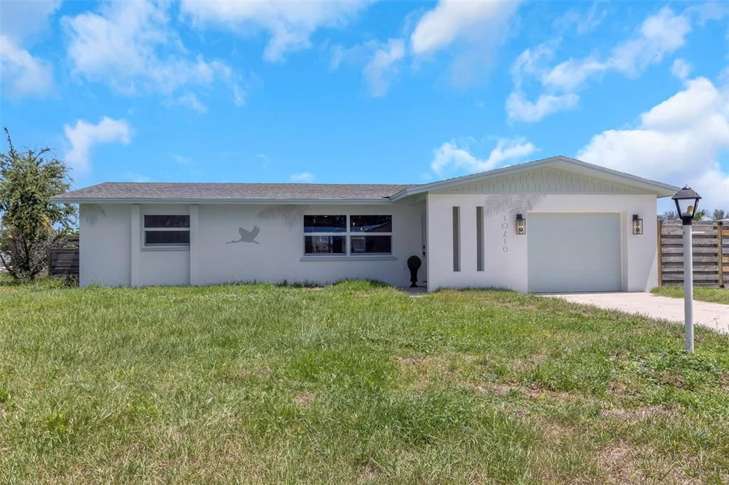 For Sale: $924,900 (3 beds, 2 baths, 1456 Square Feet)