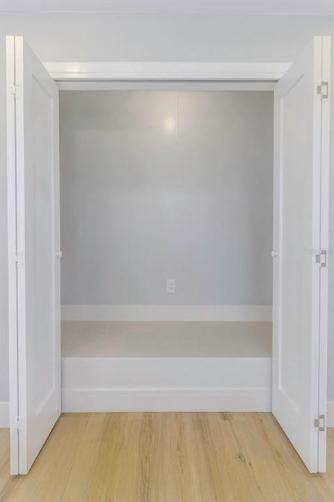 For Sale: $924,900 (3 beds, 2 baths, 1456 Square Feet)