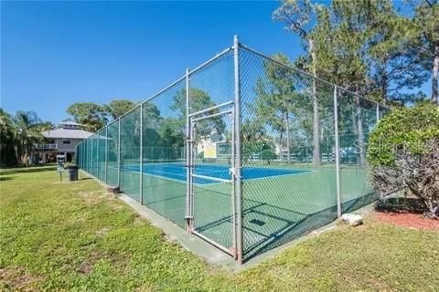 На продажу: $175,000 (2 спален, 2 ванн, 1220 Квадратных фут)