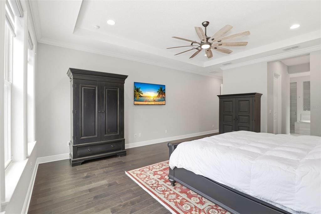 For Sale: $1,649,000 (4 beds, 3 baths, 4376 Square Feet)