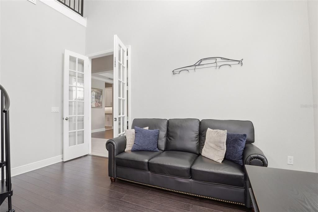 For Sale: $1,649,000 (4 beds, 3 baths, 4376 Square Feet)
