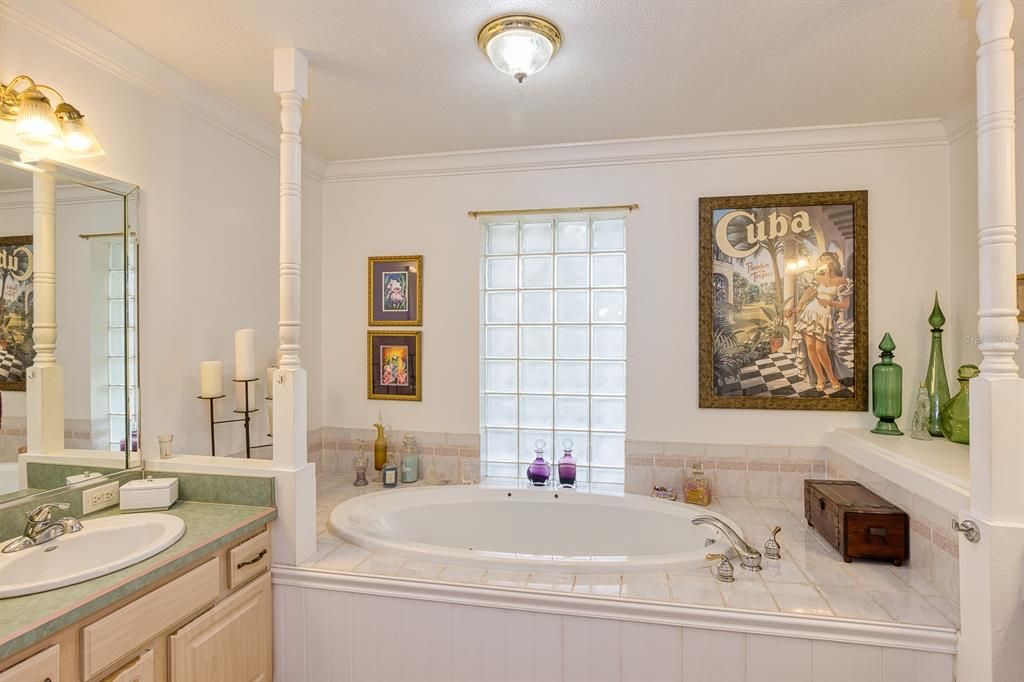 For Sale: $849,900 (4 beds, 3 baths, 3212 Square Feet)