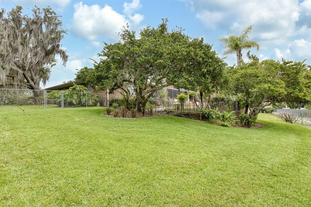 For Sale: $849,900 (4 beds, 3 baths, 3212 Square Feet)