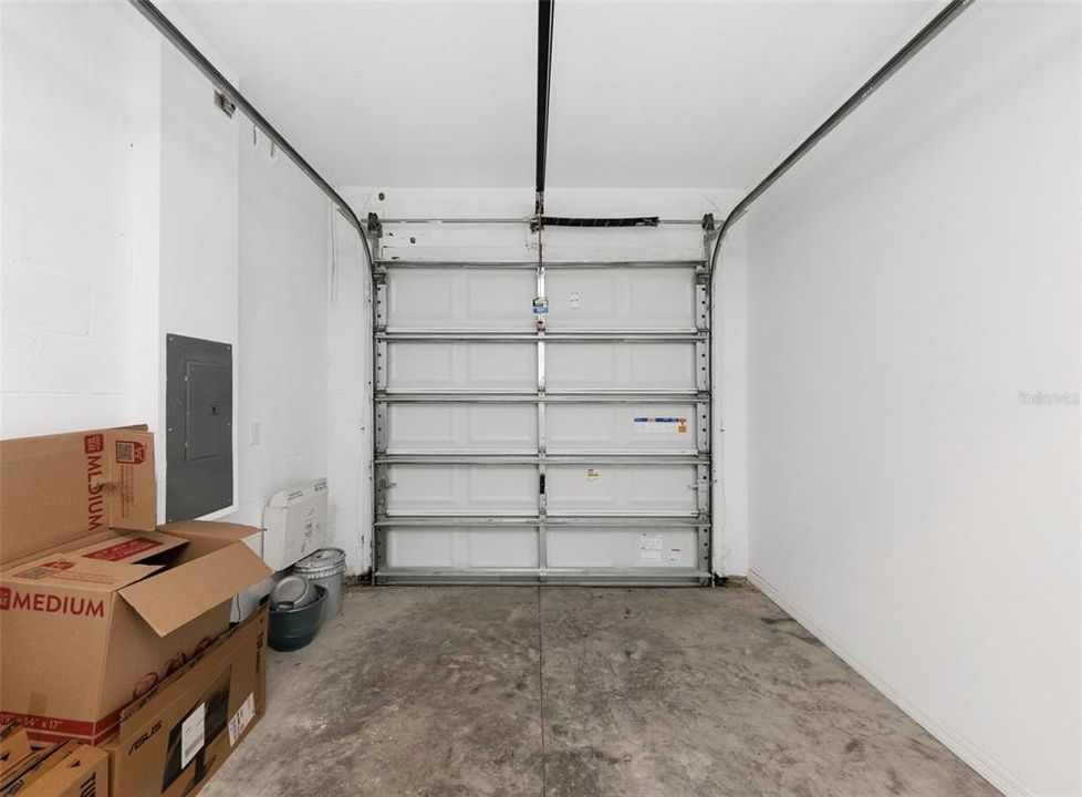 For Sale: $279,990 (3 beds, 2 baths, 1597 Square Feet)