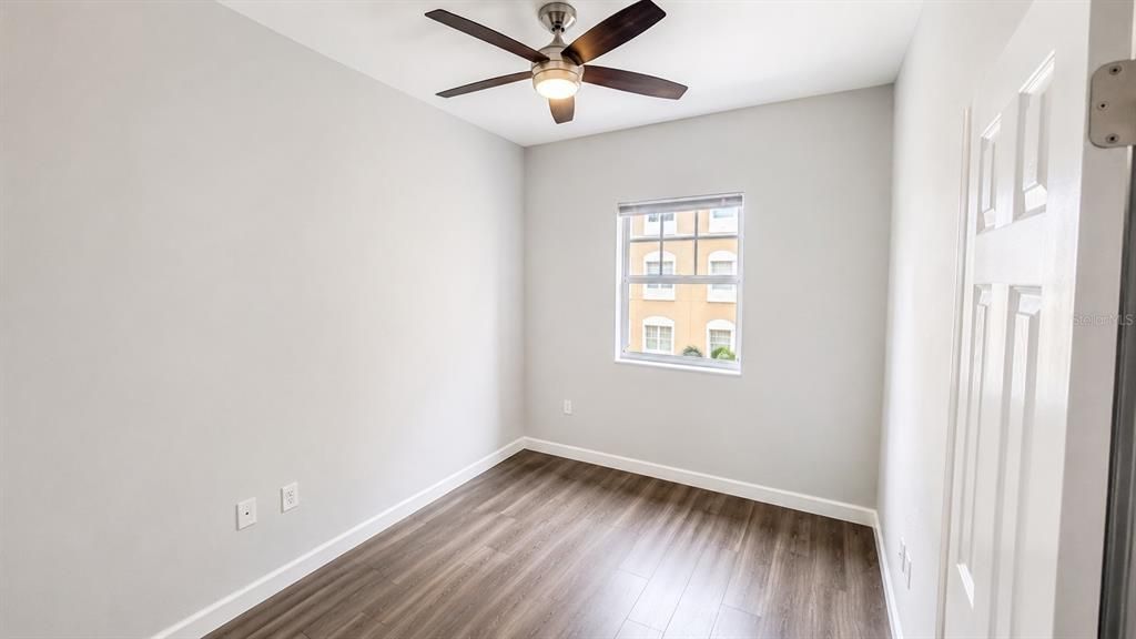 For Rent: $2,400 (2 beds, 2 baths, 1084 Square Feet)