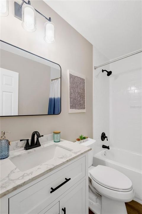 For Sale: $649,900 (5 beds, 2 baths, 2724 Square Feet)