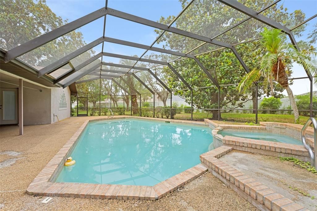 En Venta: $549,000 (3 camas, 3 baños, 3258 Pies cuadrados)