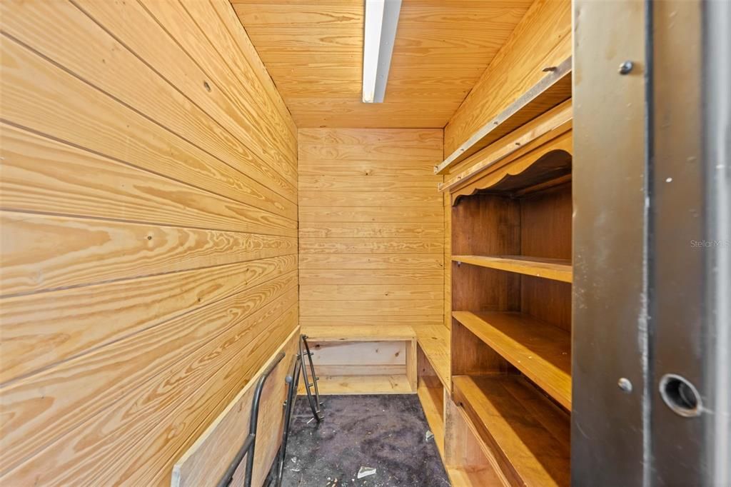 En Venta: $549,000 (3 camas, 3 baños, 3258 Pies cuadrados)