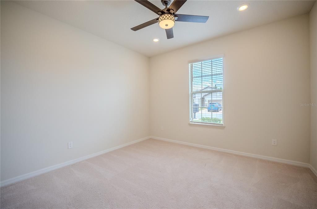 For Sale: $404,404 (3 beds, 2 baths, 2179 Square Feet)