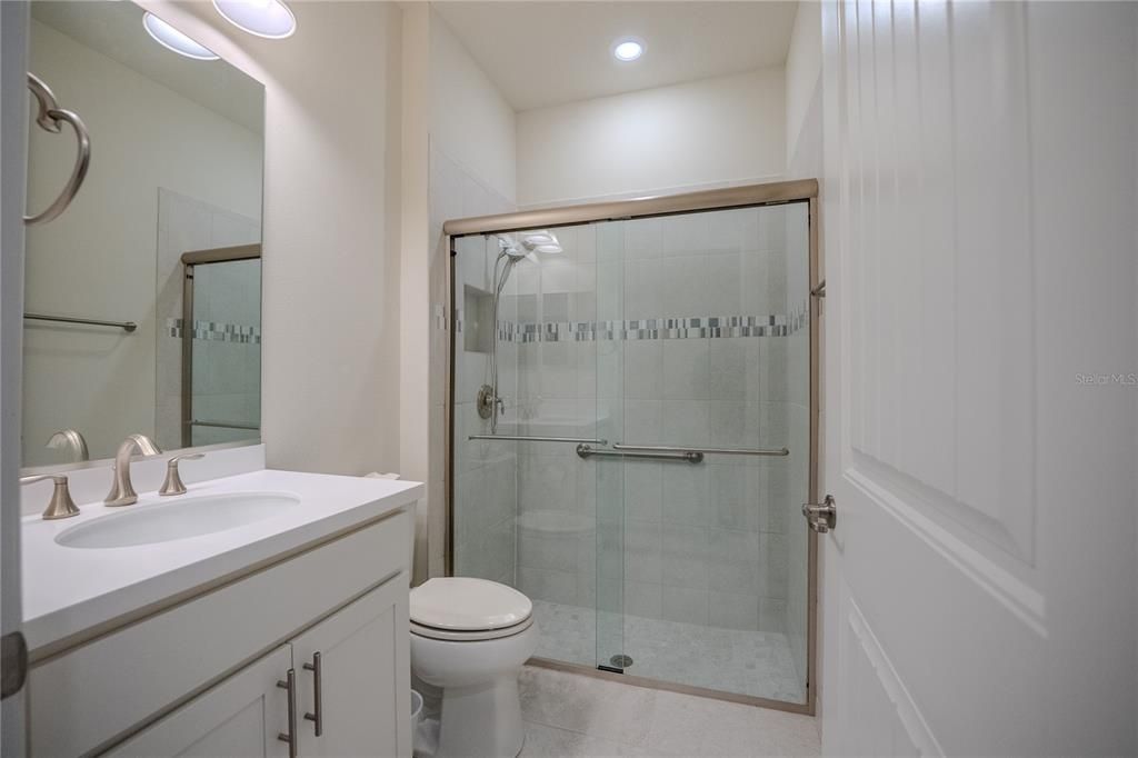 For Sale: $404,404 (3 beds, 2 baths, 2179 Square Feet)