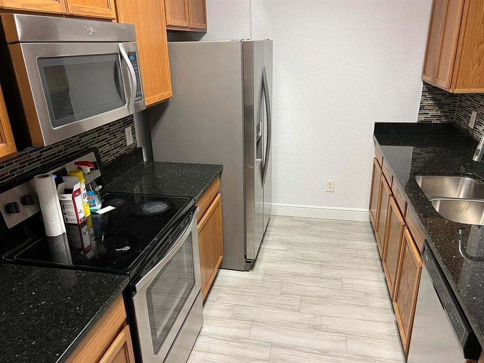 В аренду: $2,150 (3 спален, 2 ванн, 1391 Квадратных фут)